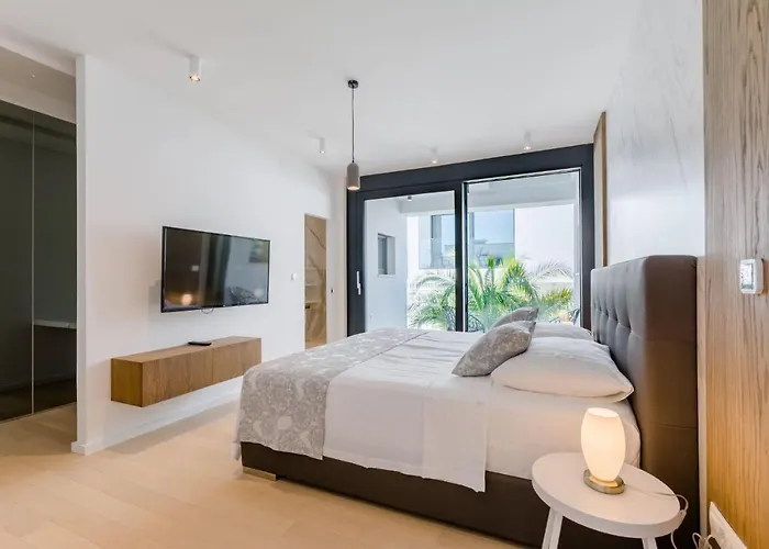 Villa Luxury *