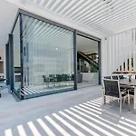 Luxury Willa Sutivan