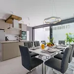 Willa Luxury