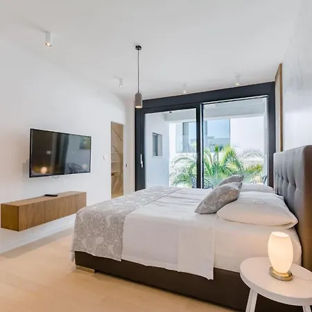 Villa Luxury *