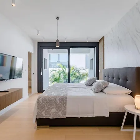 Villa Luxury *