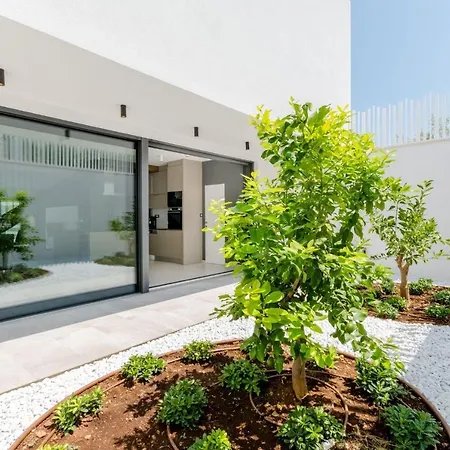 Luxury Villa Sutivan