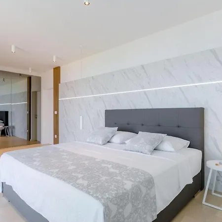 Villa Luxury *