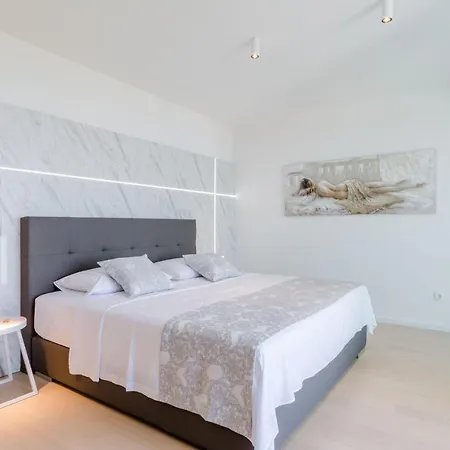 Villa Luxury Sutivan